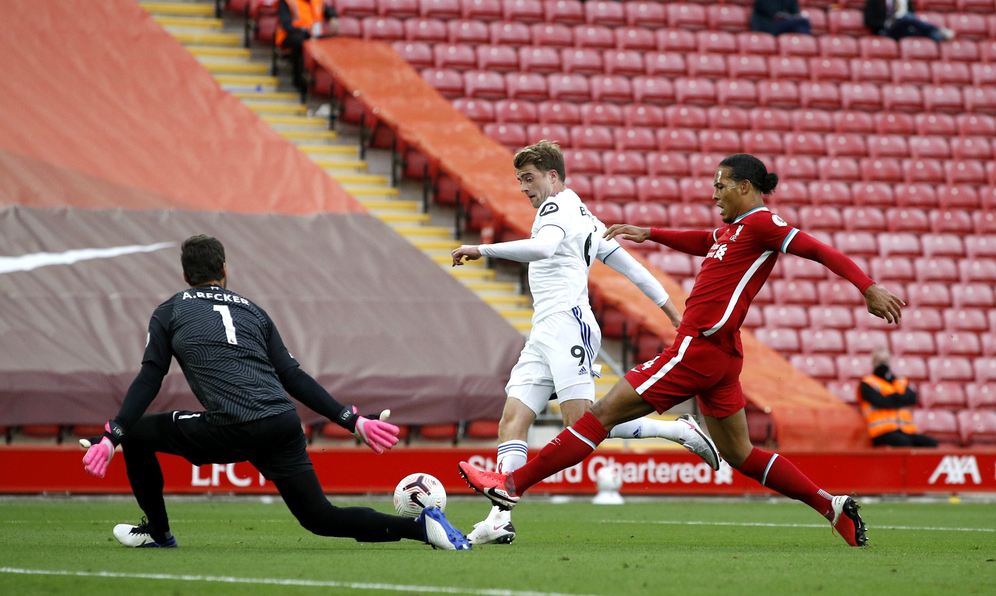 手术和个性 手术和个性